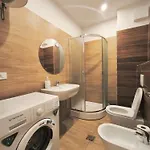 Center 3 * Tirana